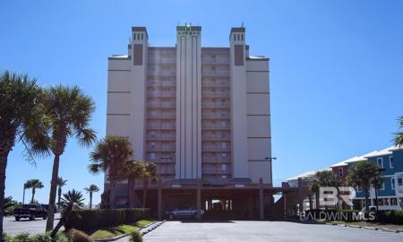 561 E Beach Boulevard