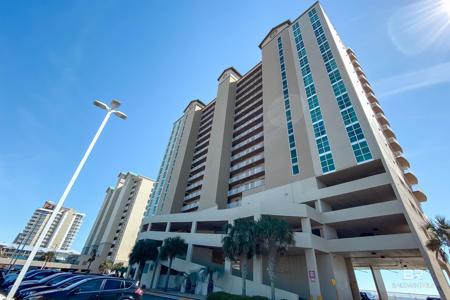 931 W Beach Boulevard