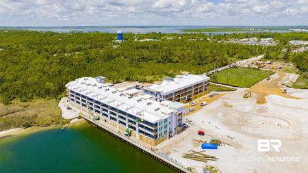27000 W Harbor Island Lane