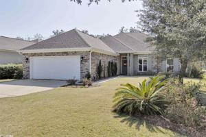 77 Lagoon Dr