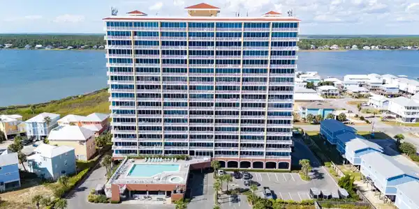 1524 WEST BEACH Boulevard