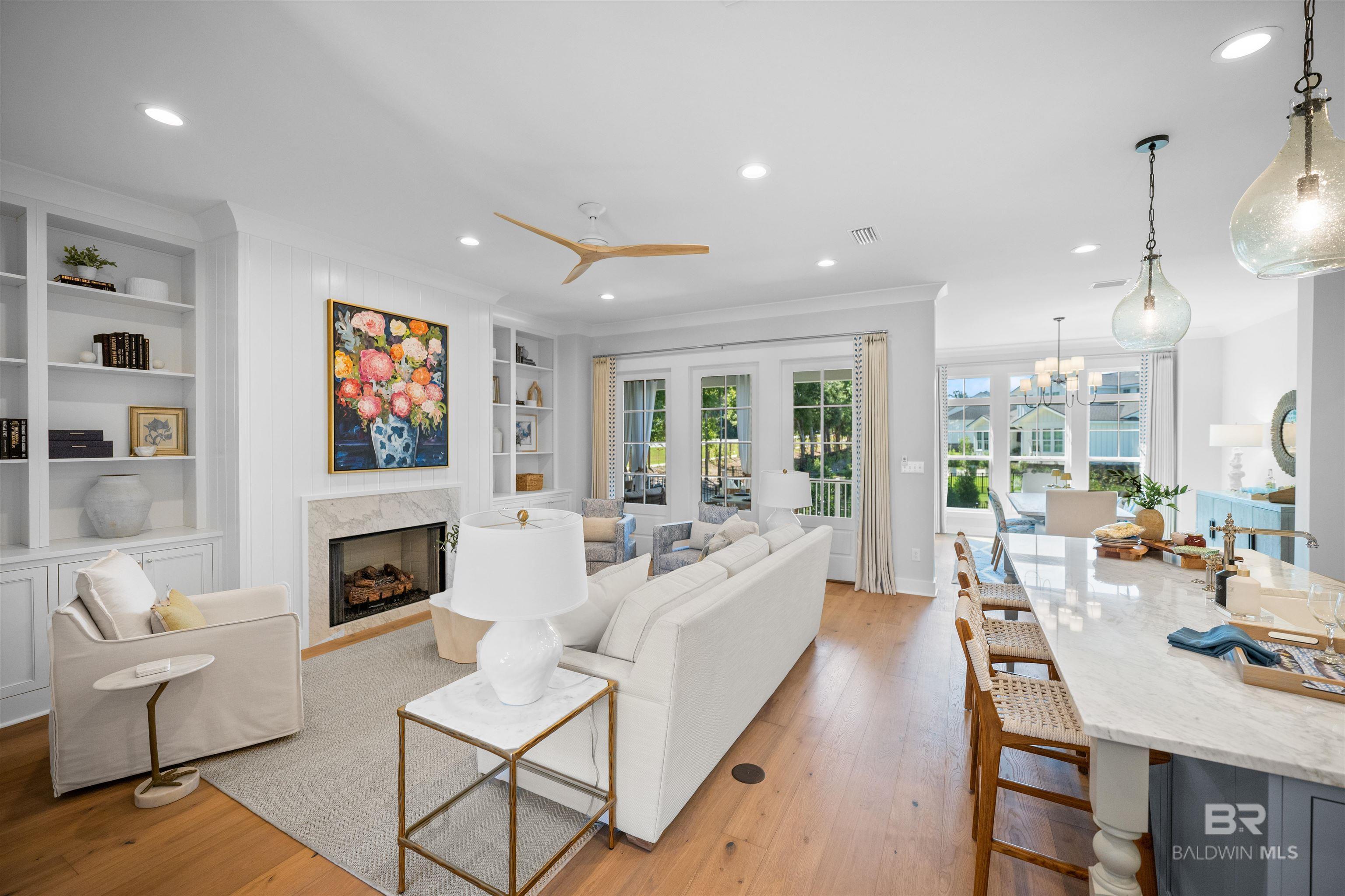 Image 2: Living Room