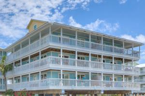 1784 Beach Blvd