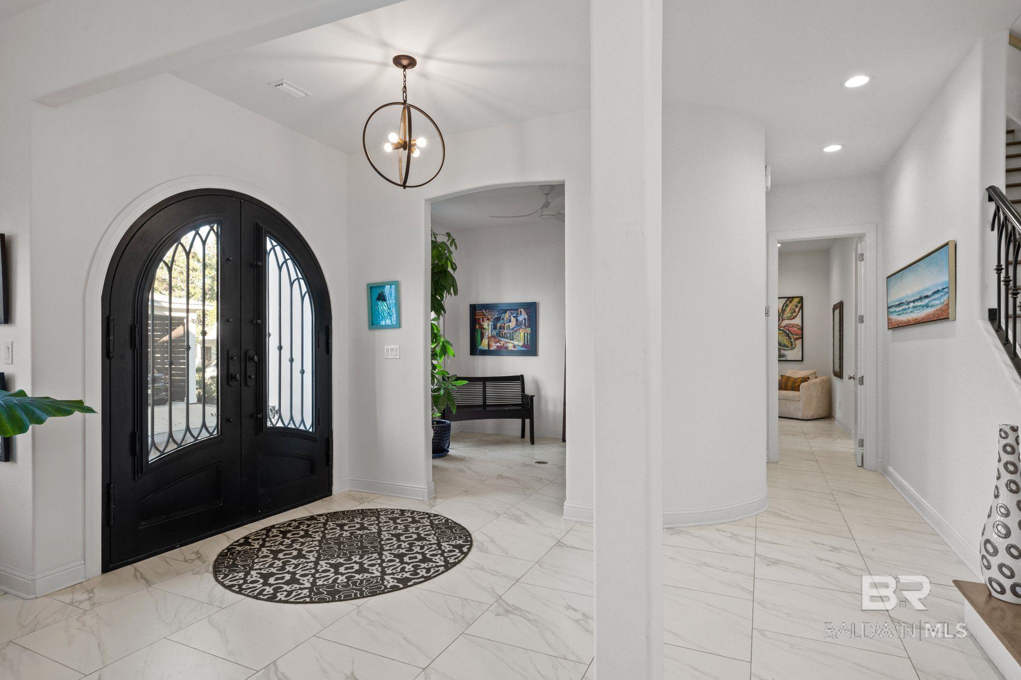 Image 3: Entrance Foyer