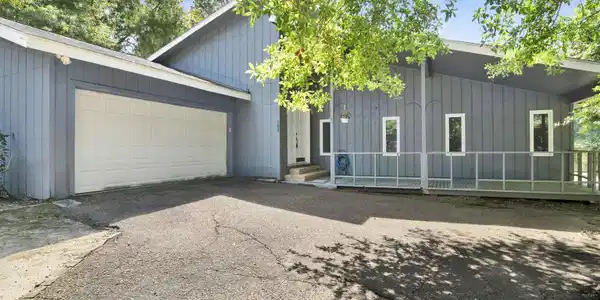 103 Seville Circle