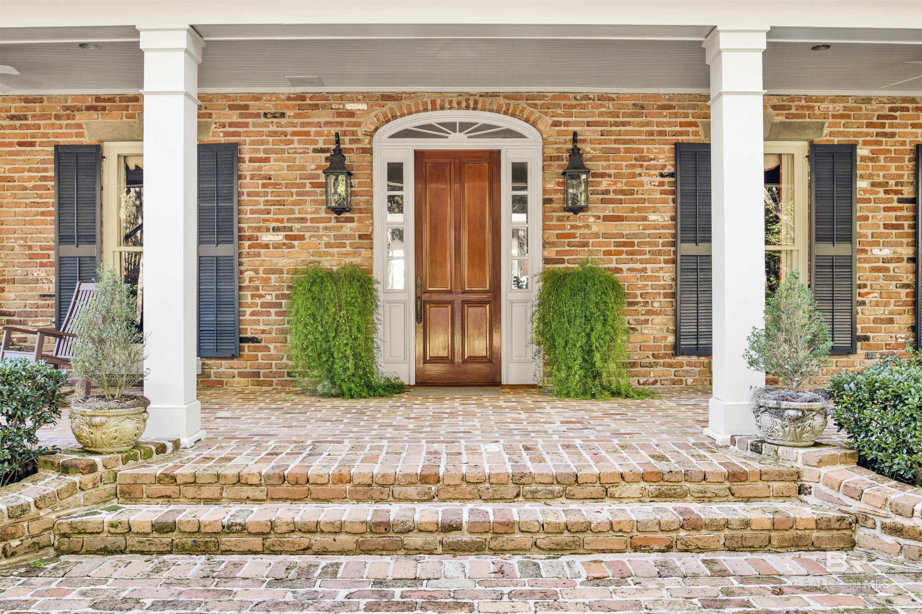 Image 3: Entry