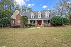 102 Pebble Court