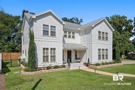 462 Satsuma Street