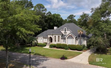 127 North Drive