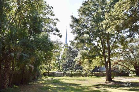 406 White Avenue