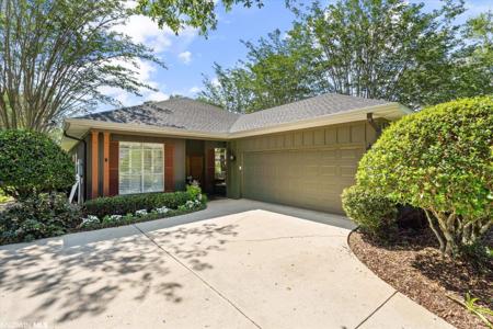 118 Oak Bend Court