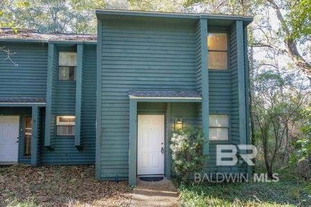 8 Summer Oaks Drive