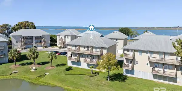 4 Yacht Club Drive