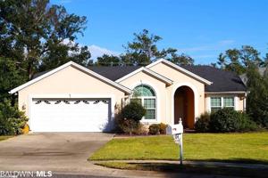 104 Ingleside Ter Cir