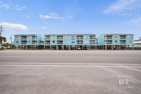 728 W Beach Boulevard