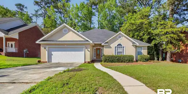 7013 Wedgewood Court