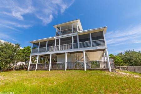 6644 Palmetto Dr