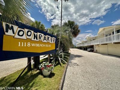 1118 W Beach Boulevard