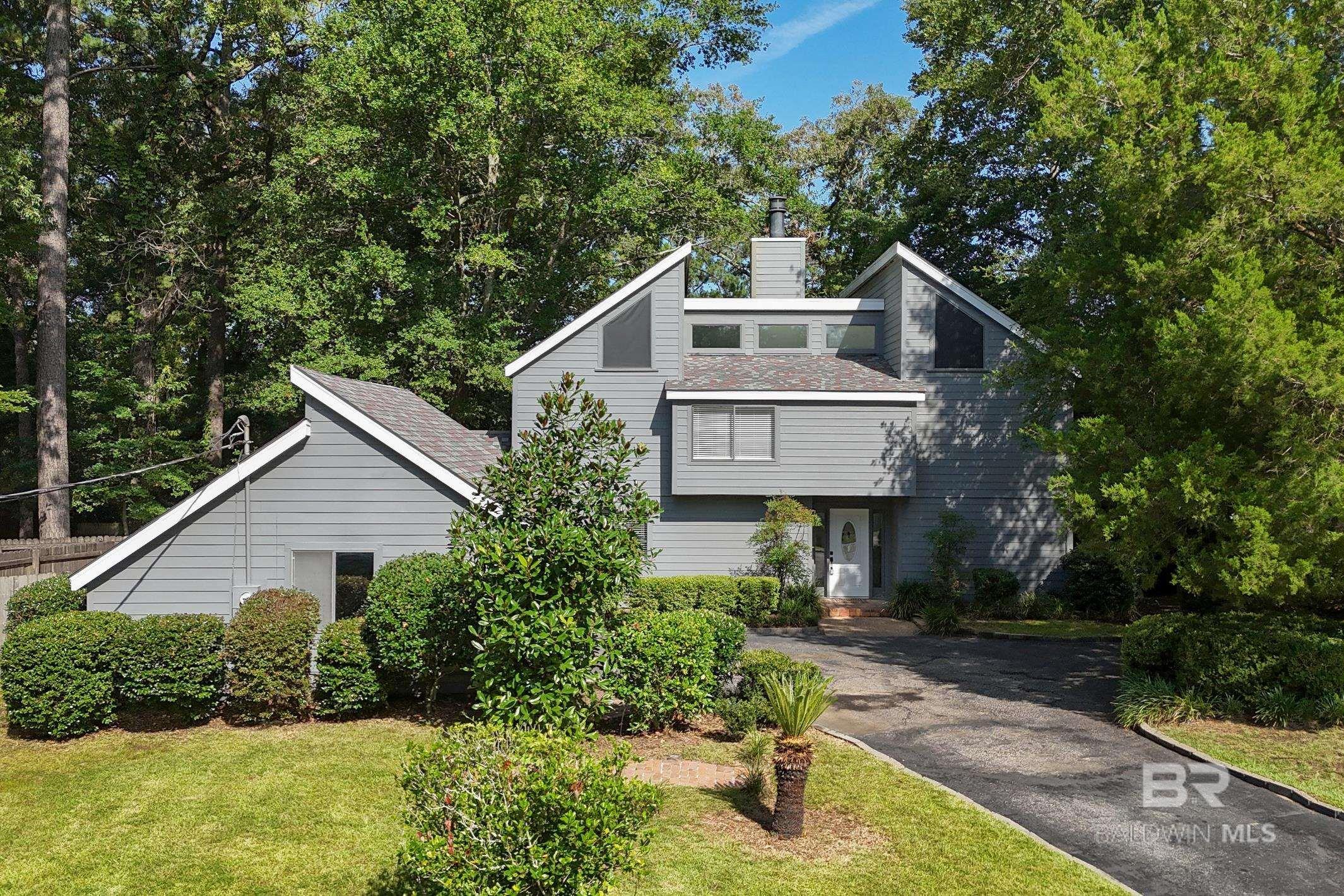 Image 1: Front Of Structure