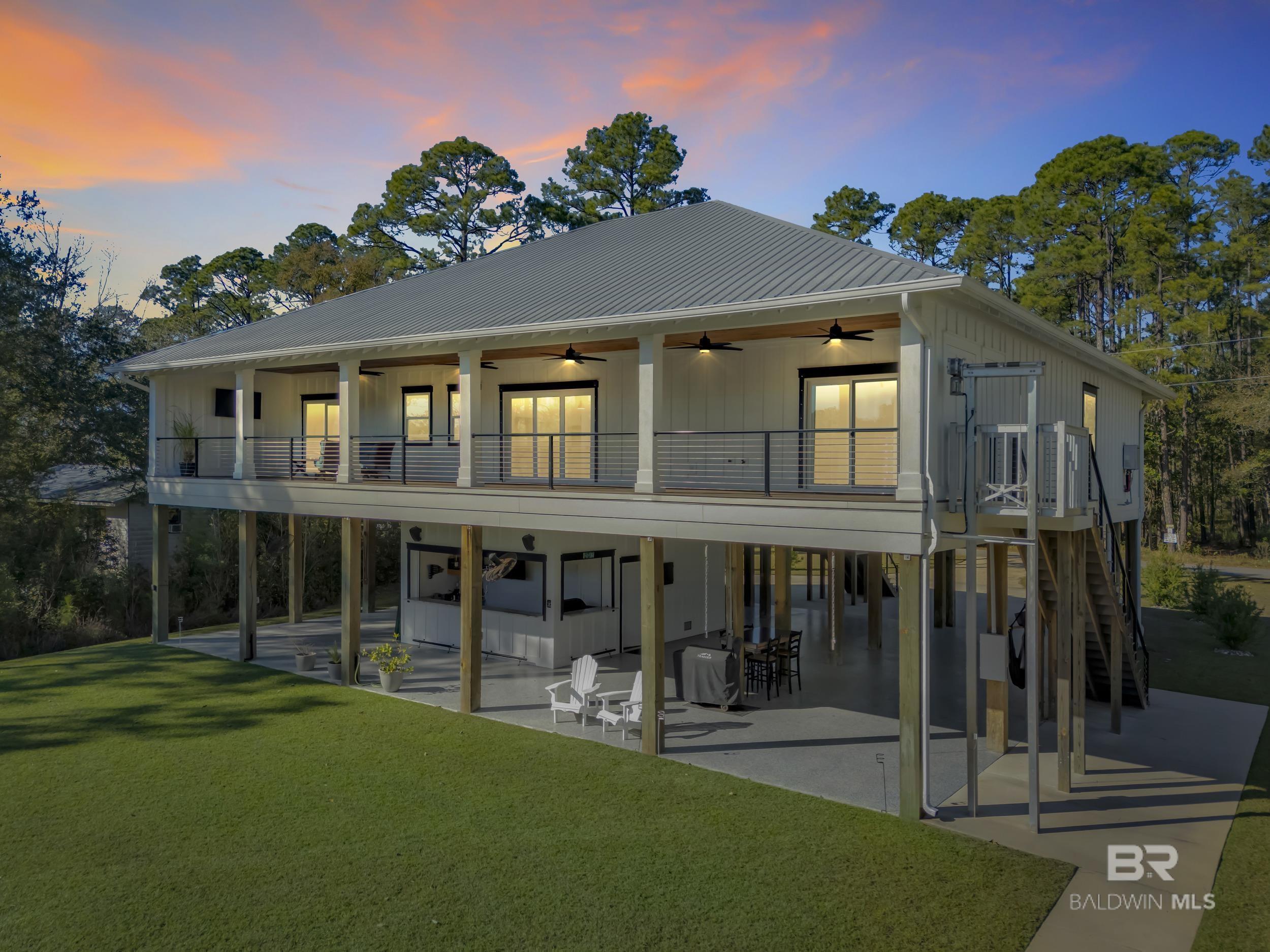 Image 2: Back Of Structure