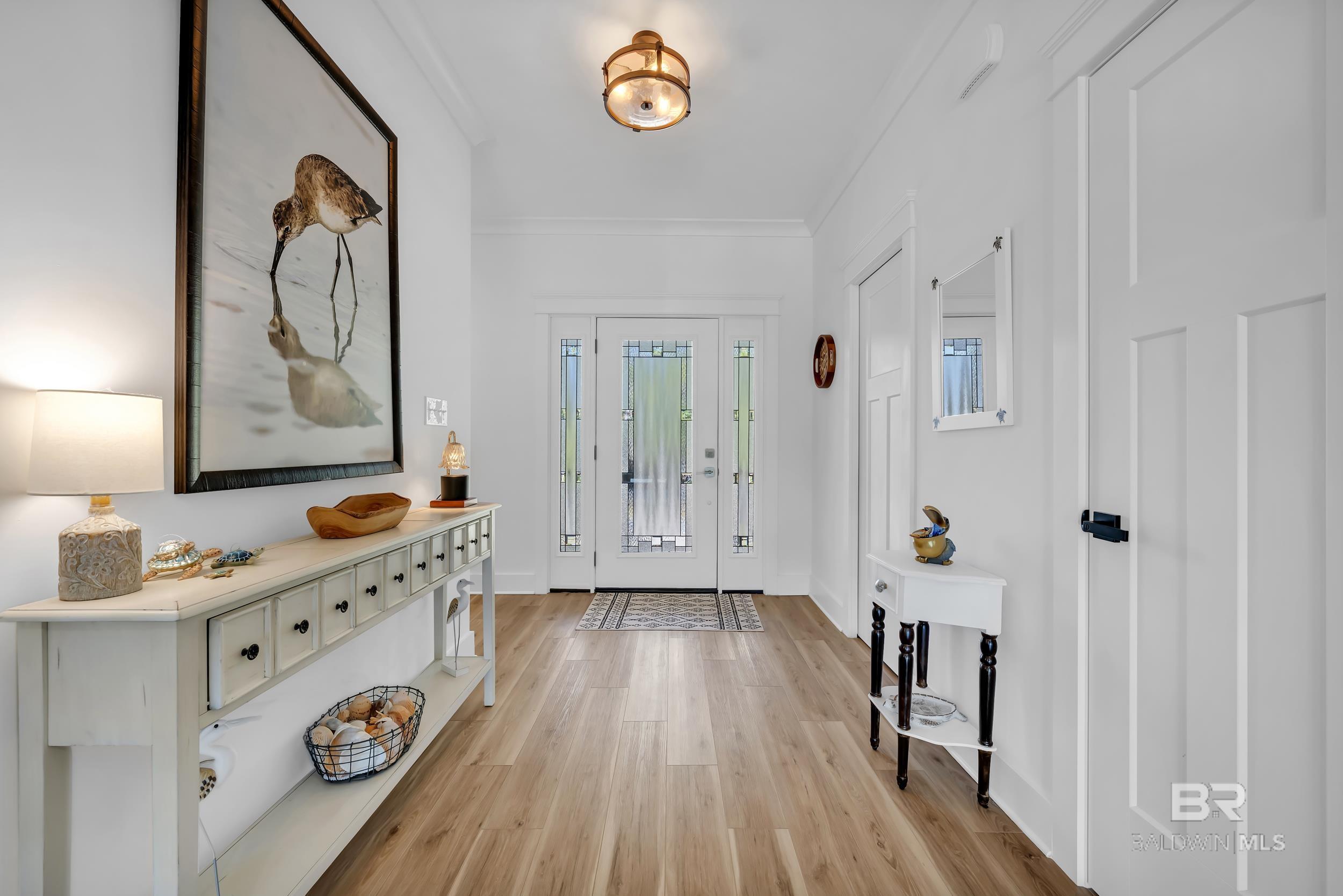 Image 4: Entrance Foyer