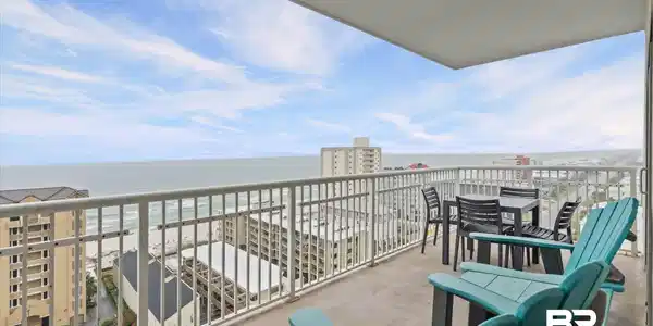 Image 3: Million Dollar Sunset Views