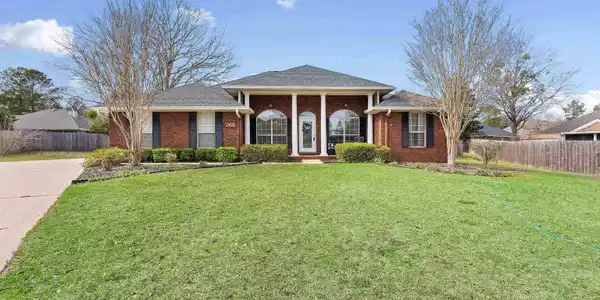 8057 Eagle Creek Drive