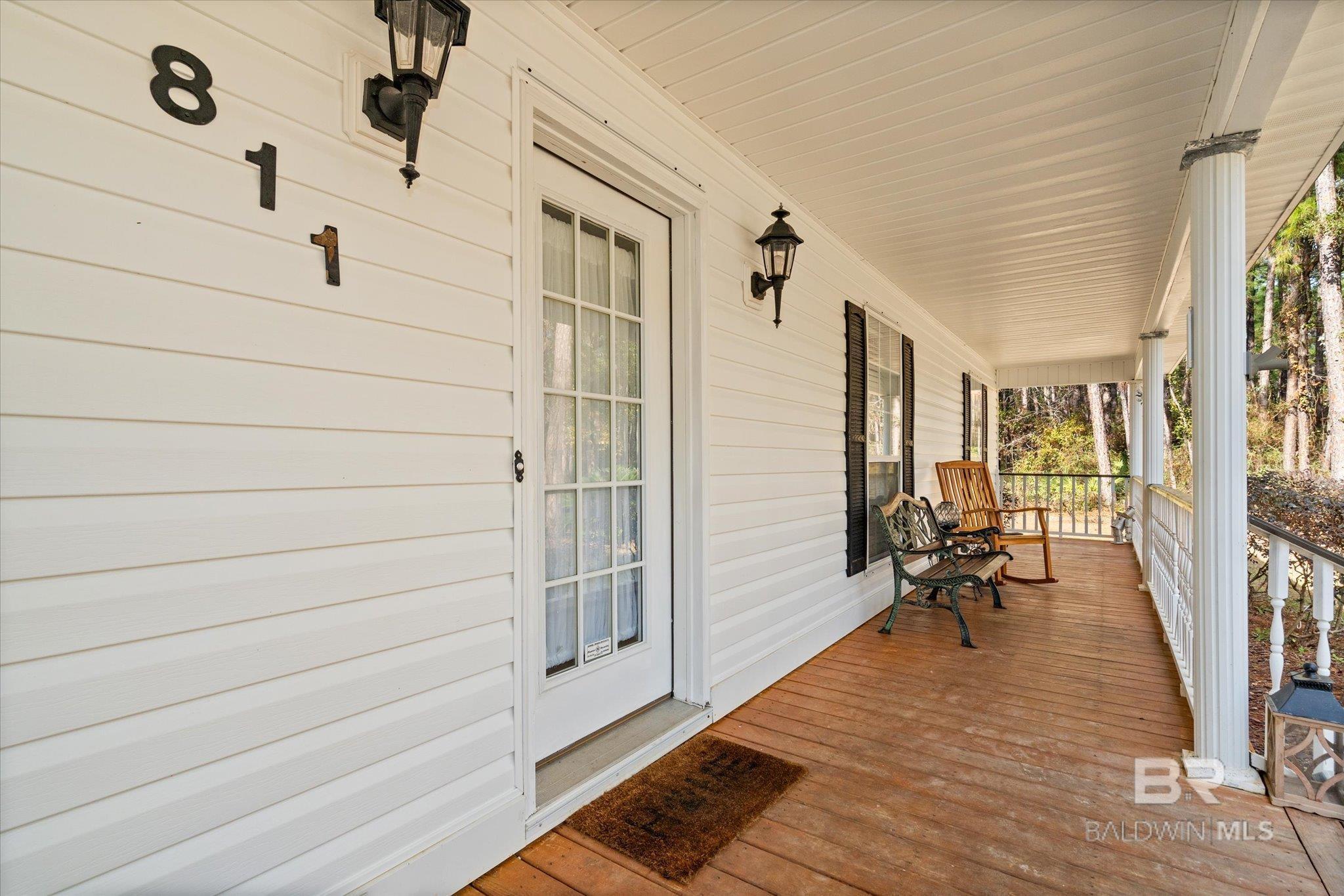 Image 2: Deck