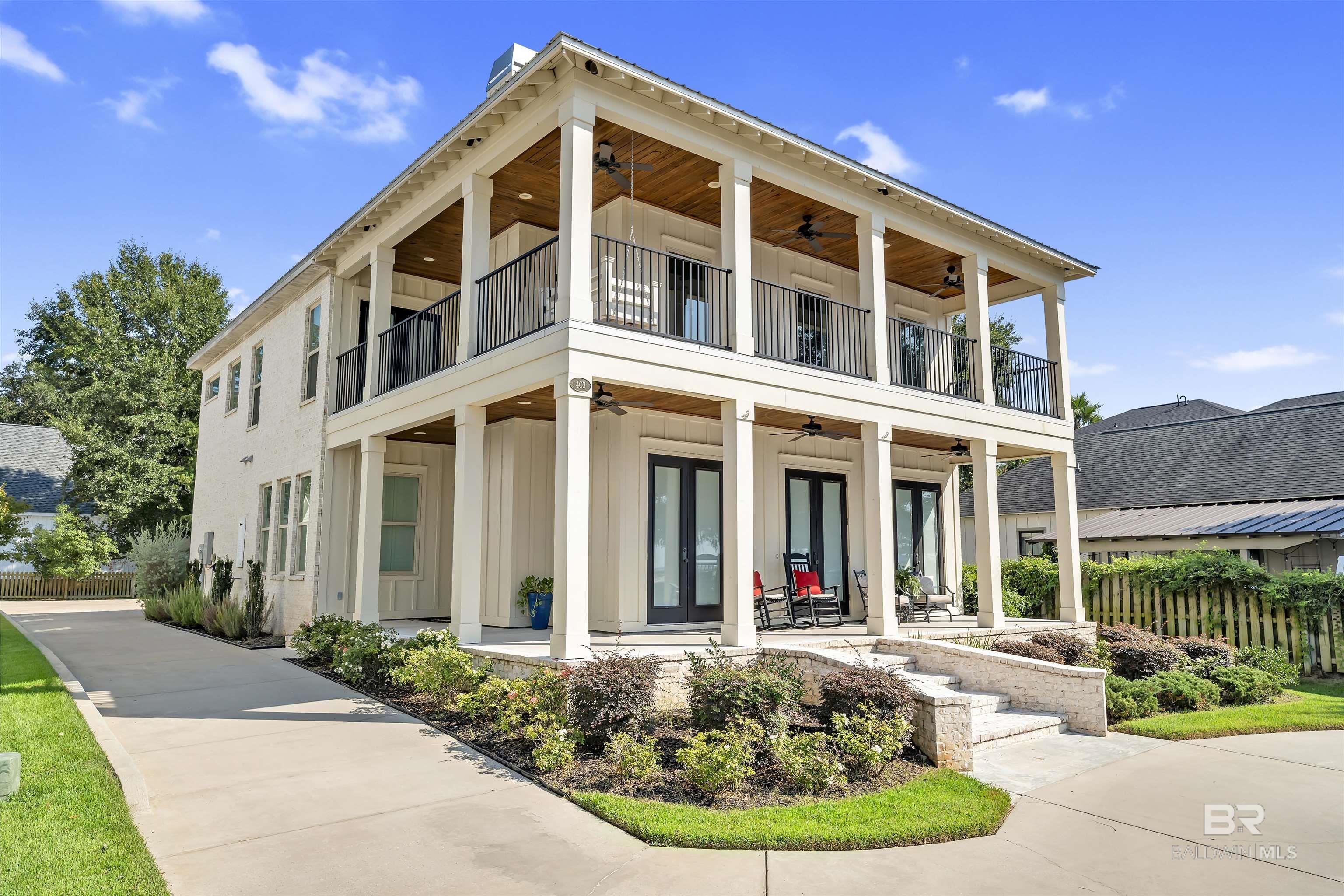 Image 2: Side Of Structure