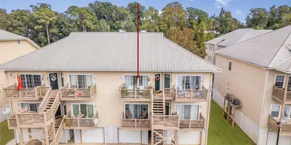 4 Yacht Club Drive