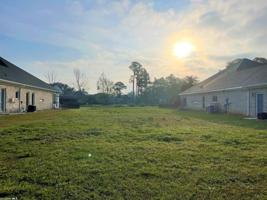 119 Lagoon Dr