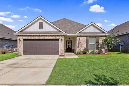 537 Crackwillow Ave