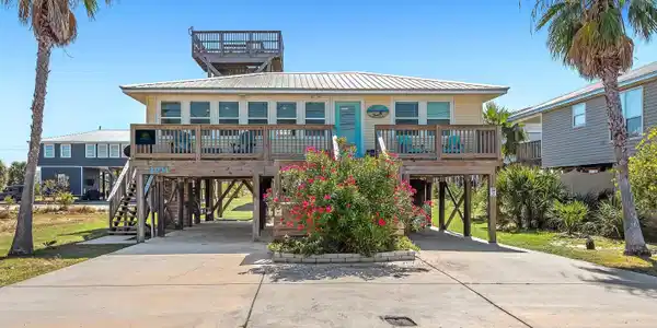 2031 Cadillac Avenue