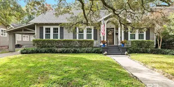 20 Bienville Avenue