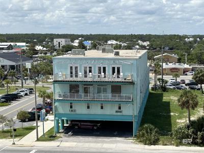 200 E Beach Boulevard