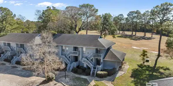 126 Golf Terrace