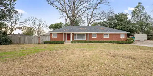 206 Patrician Drive