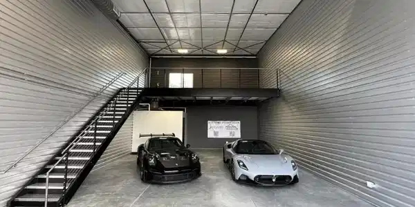 Image 2: View of garage