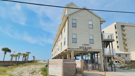 1101 Beach Boulevard