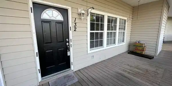 4 Yacht Club Drive