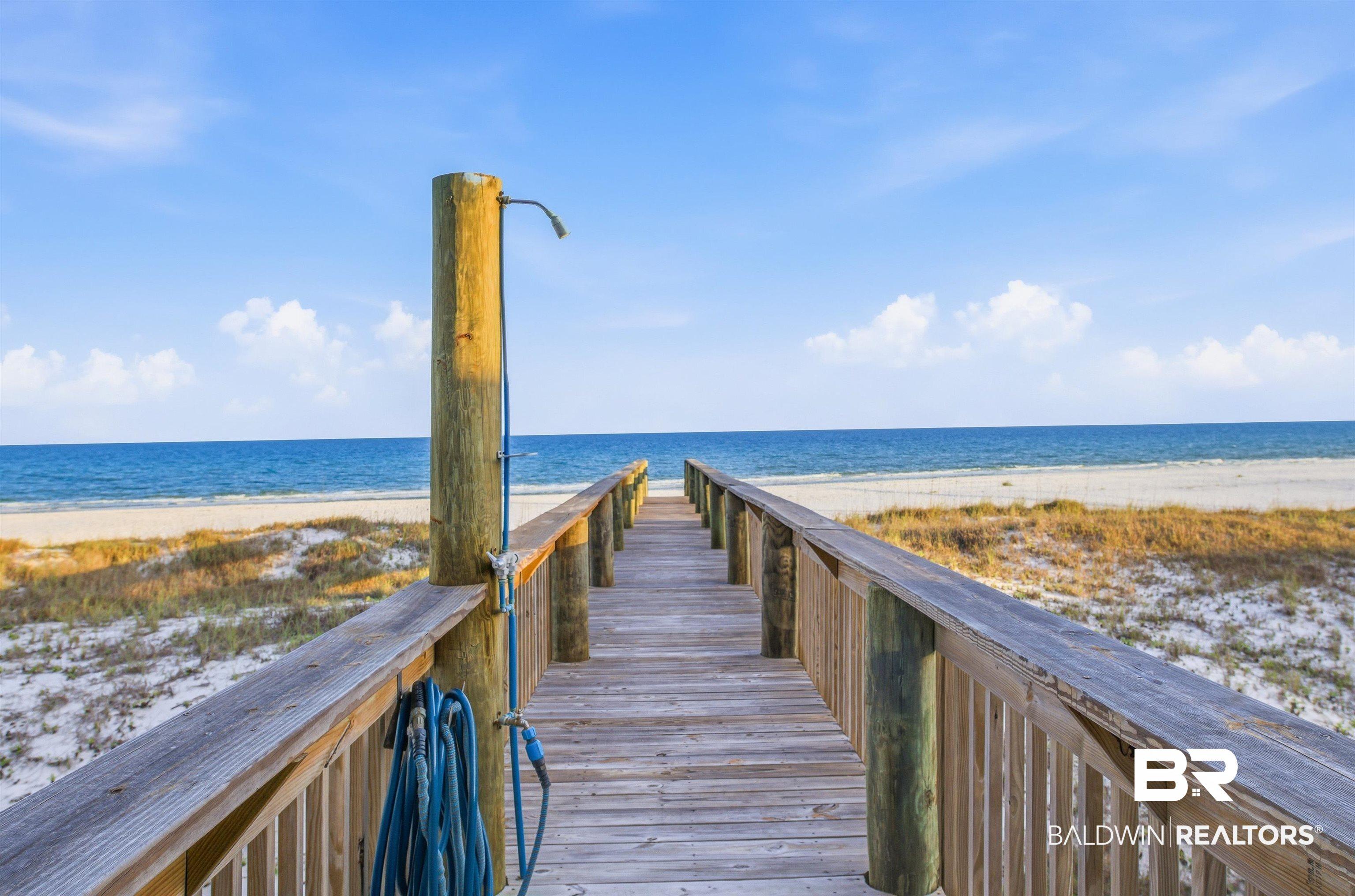 Image 4: Boardwalk with shower