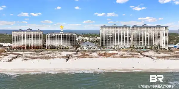 527 Beach Club Trail