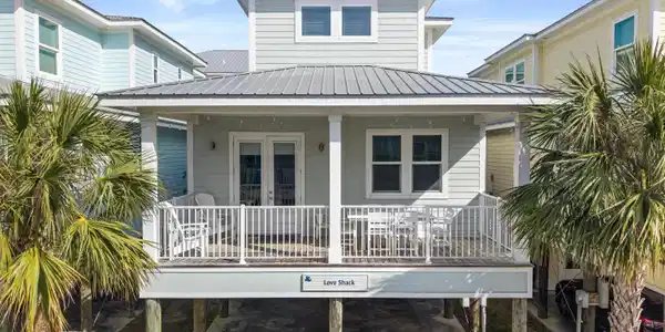 504 E Beach Boulevard