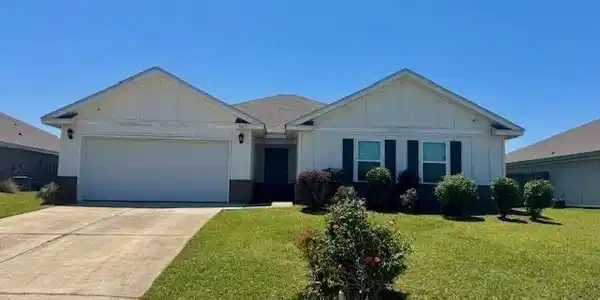 8475 Mackie Lane