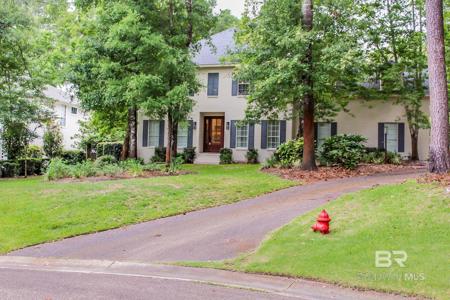 607 E Bay Bluff