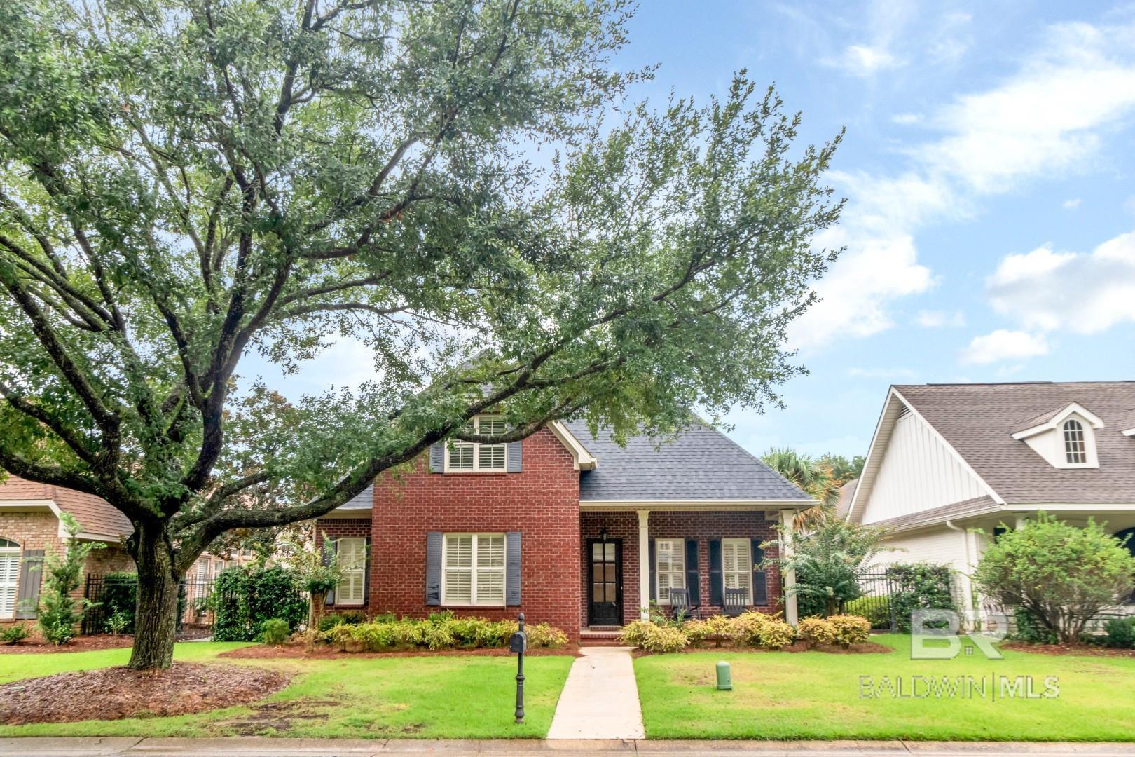 Image 1: Front Of Structure