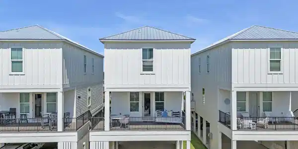 1050 W Beach Boulevard