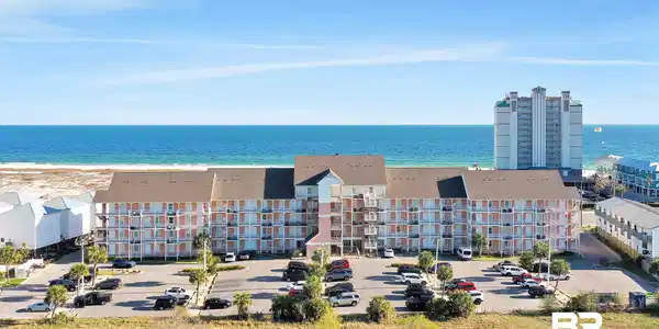 572 E Beach Boulevard