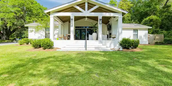 408 Dryer Avenue