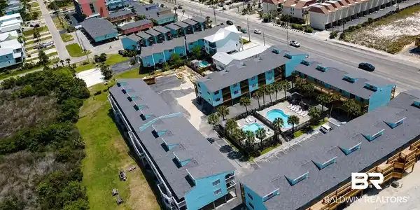728 W Beach Boulevard